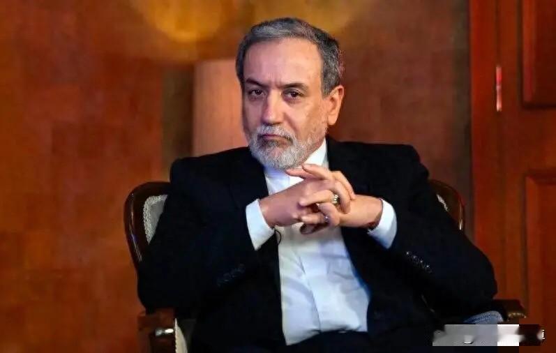 特朗普实际上已经错过了最佳的“和解”机会！此前，伊朗外长阿拉格齐宣布‘海峡’已完