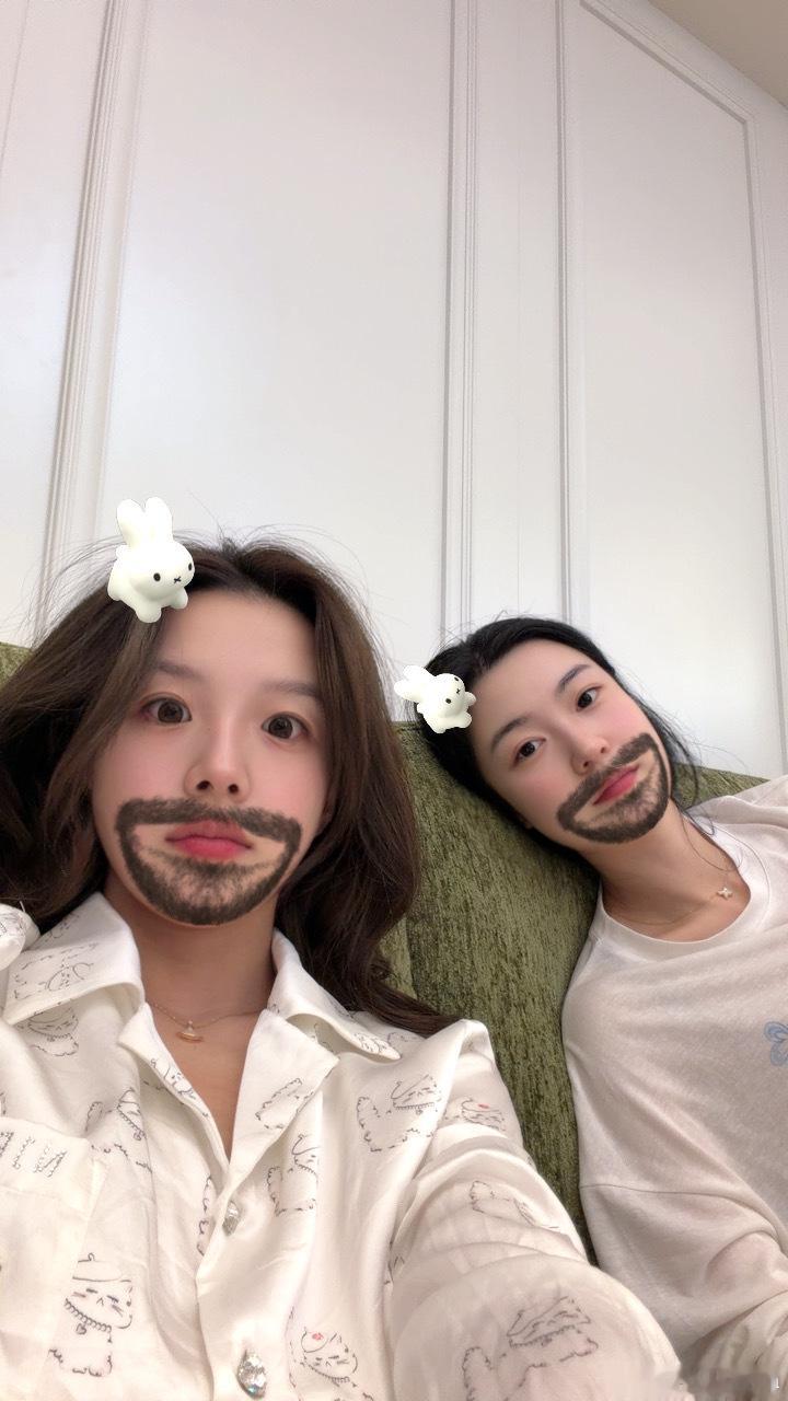 我和闺miz最舒适的状态 ​​​