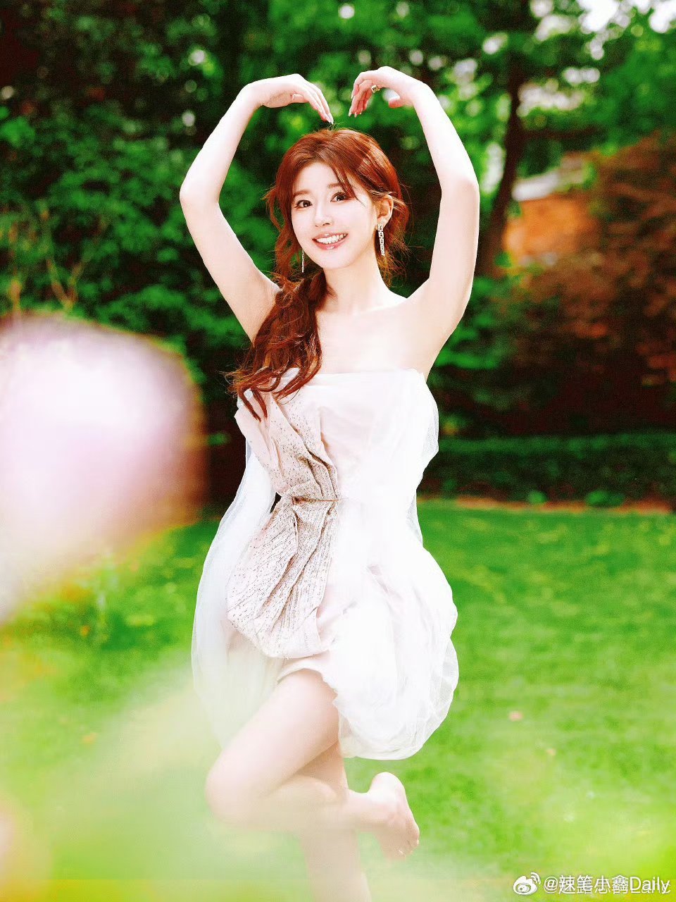 一张图就能看出《许我耀眼》含金量有多重，🫘许妍话题播放量168亿，暂时排名第五