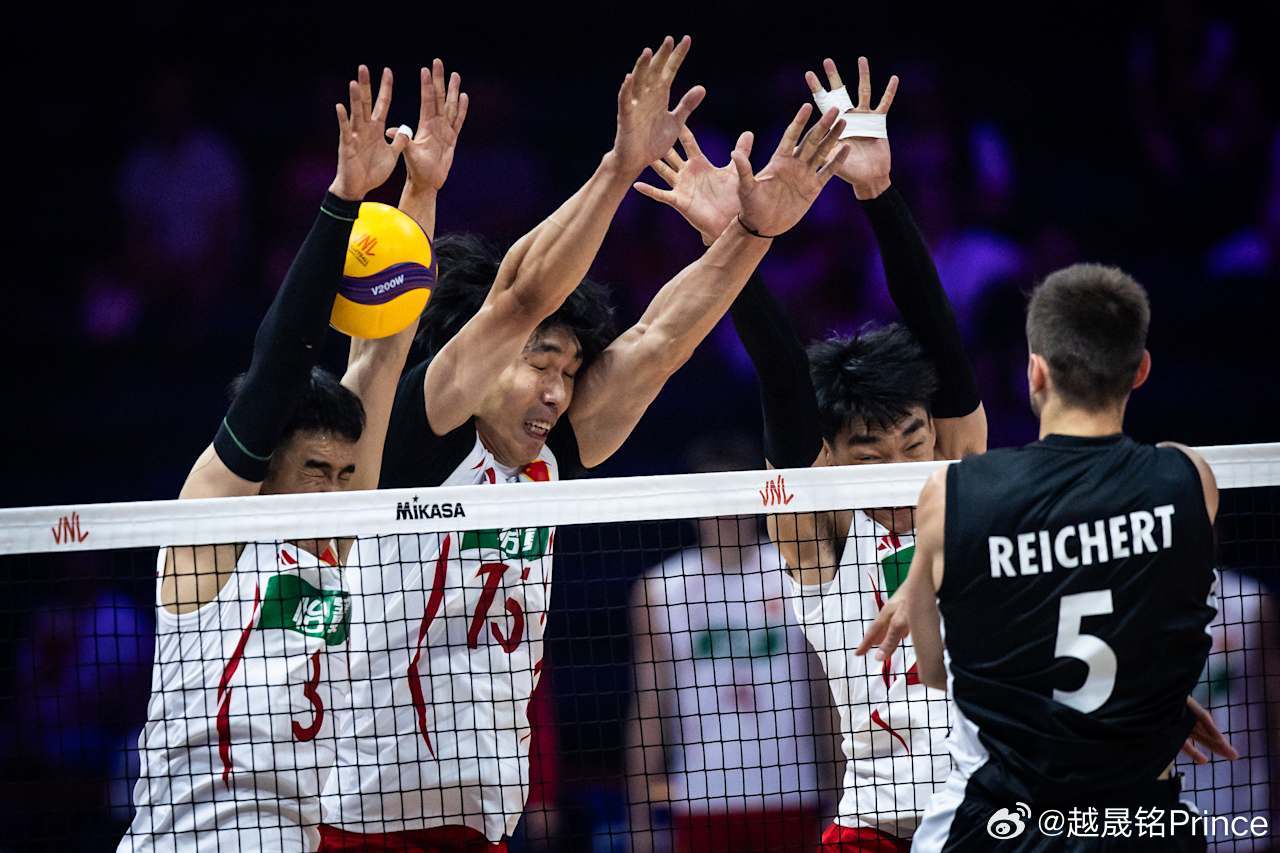 2026年世界男排联赛 中国男排1比3德国男排 ❌ 从12-7领先到12-17落