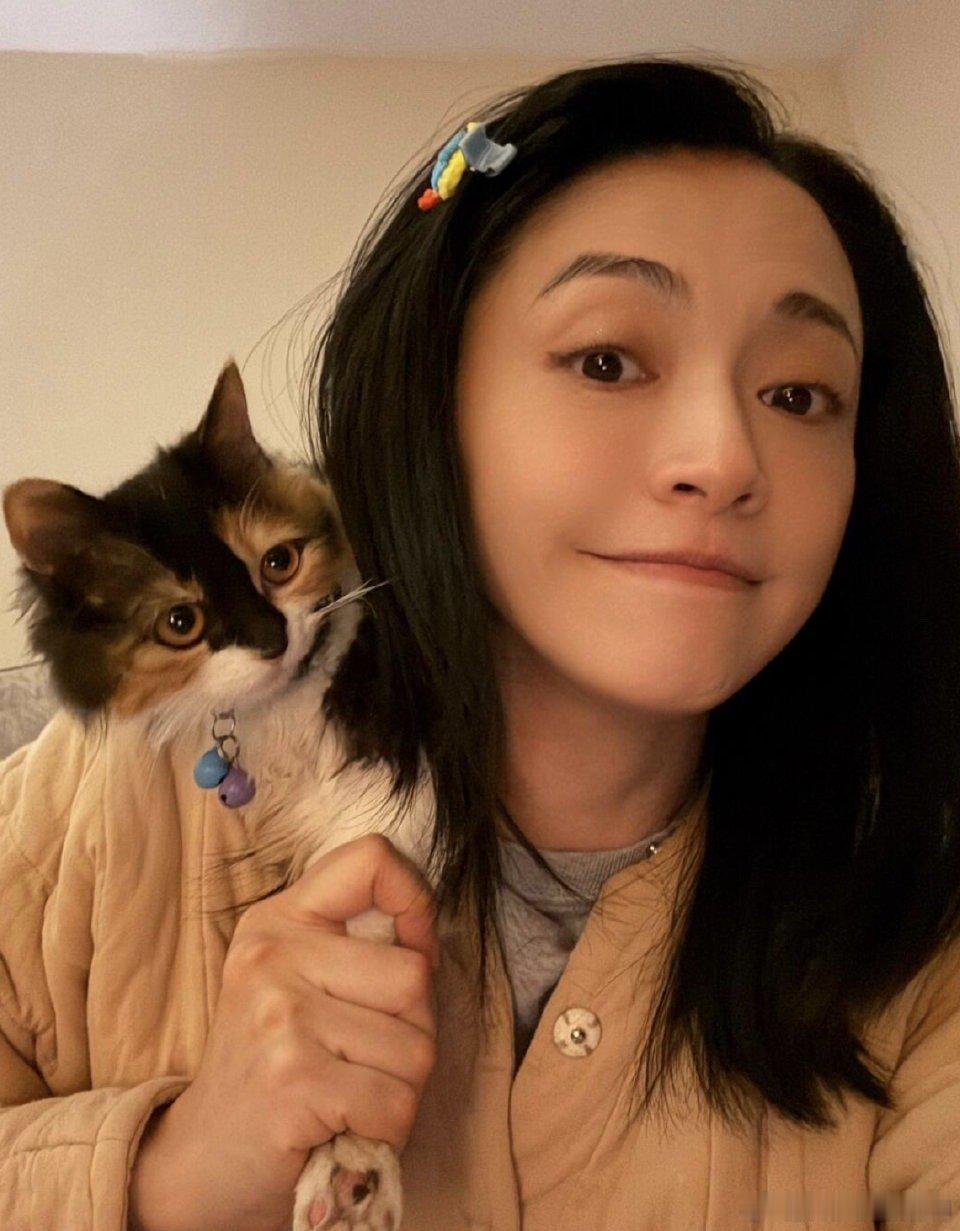 姚晨一开口就是虎纠 姚晨的声音真的有画面，听她读福州的故事，仿佛能看到阳光洒在老