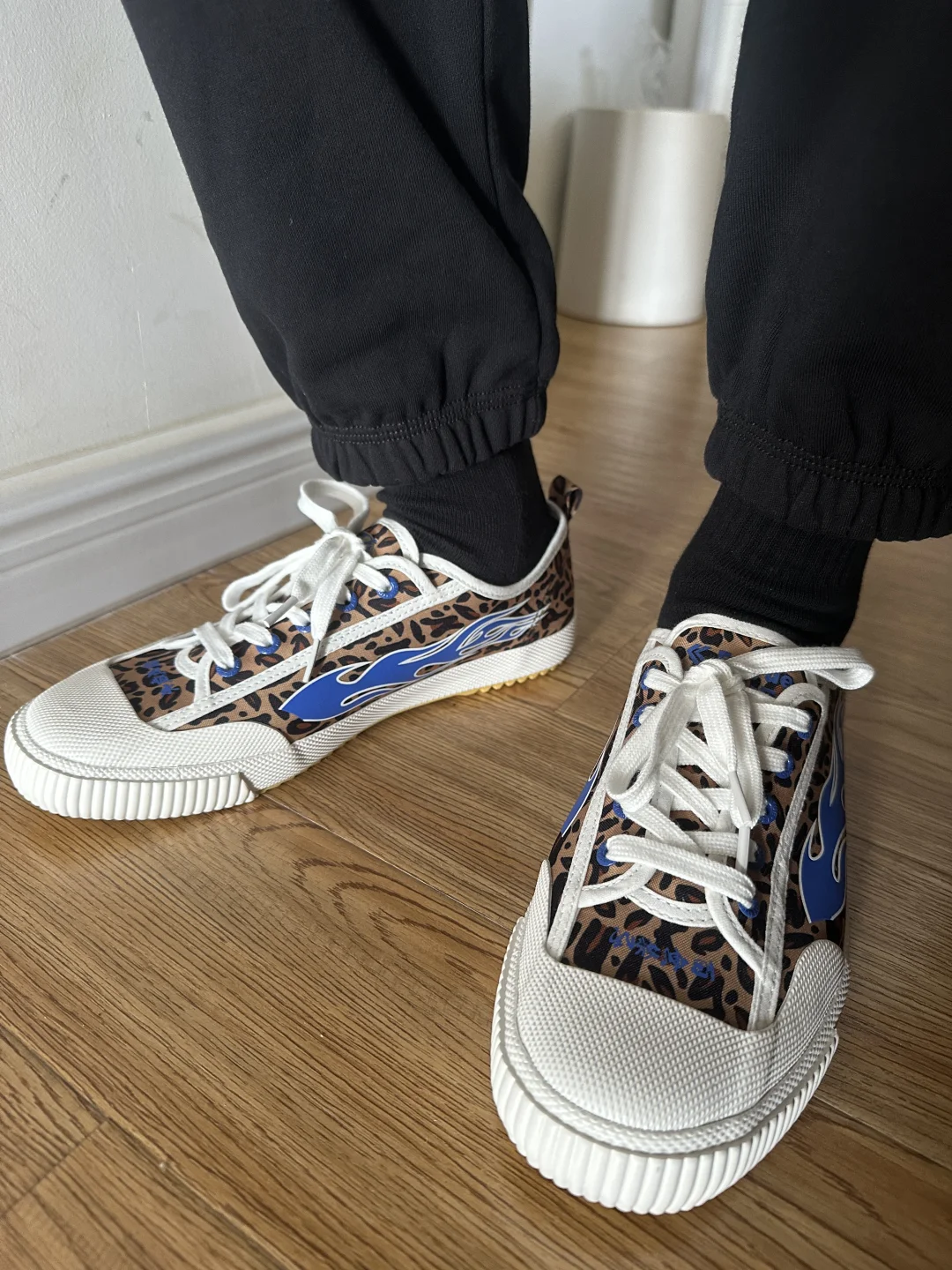 最爱飞跃--飞跃&STA 白火焰豹纹