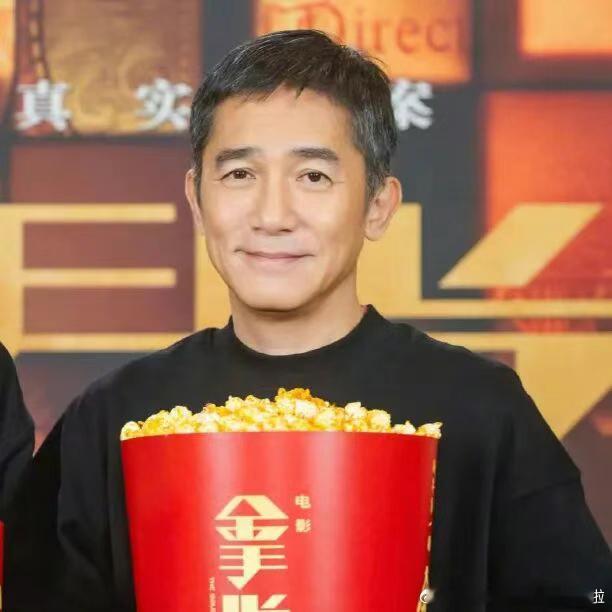 梁朝伟60岁正是拼的年纪，他经纪人突然开始压榨演员，他居然还有两部待拍电影，一部