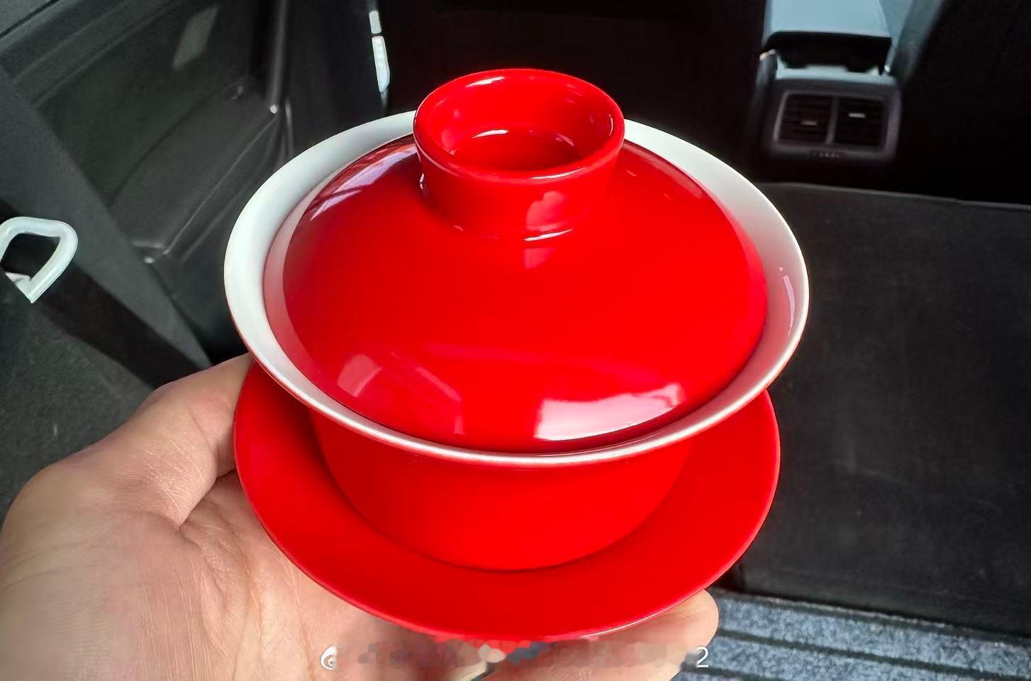 A high-quality ceramic tableware factory