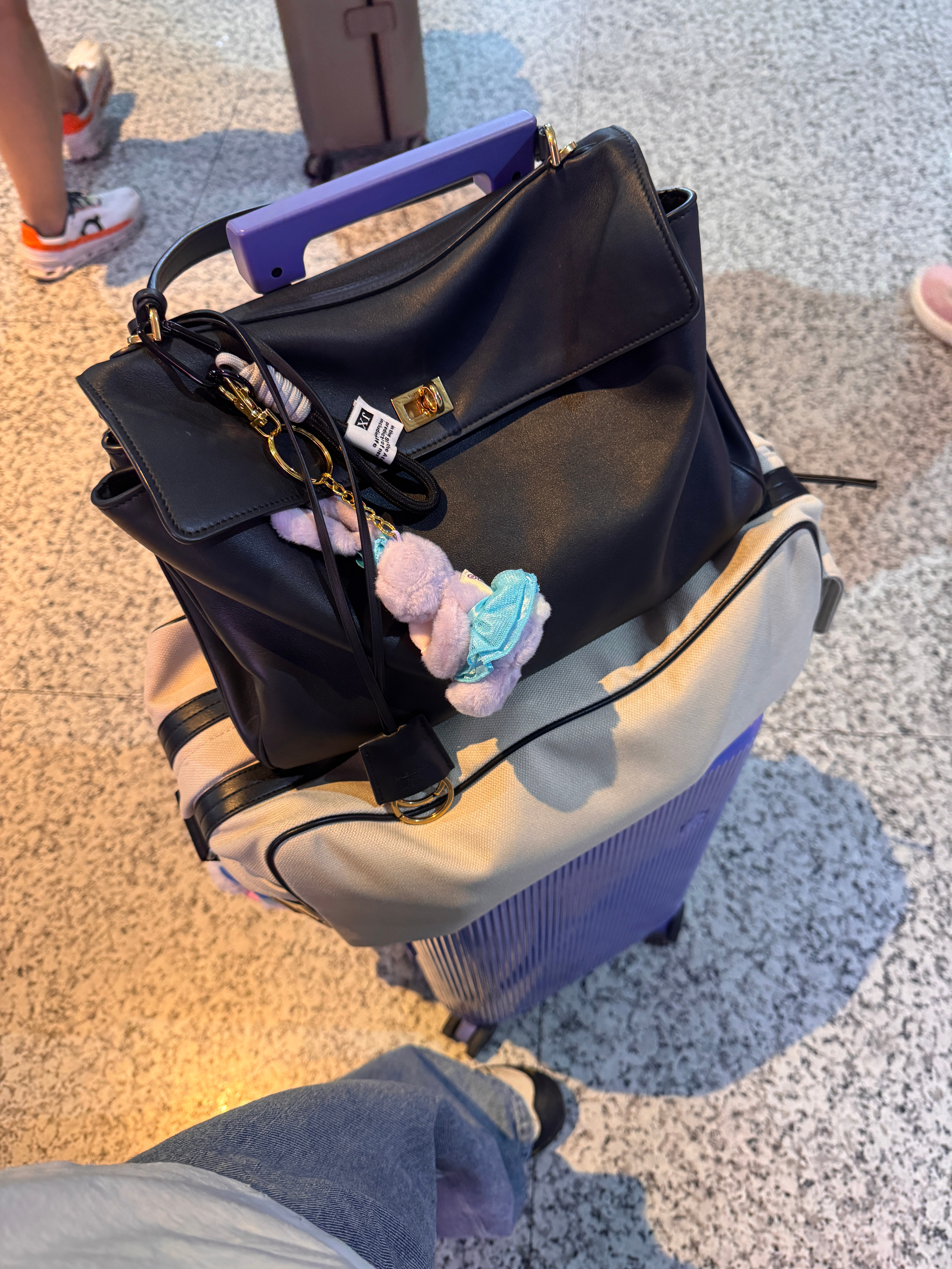 追高铁🚄去上海啦！武夷山超美晚霞诶图2是谁在wink wink[有票了]  ​