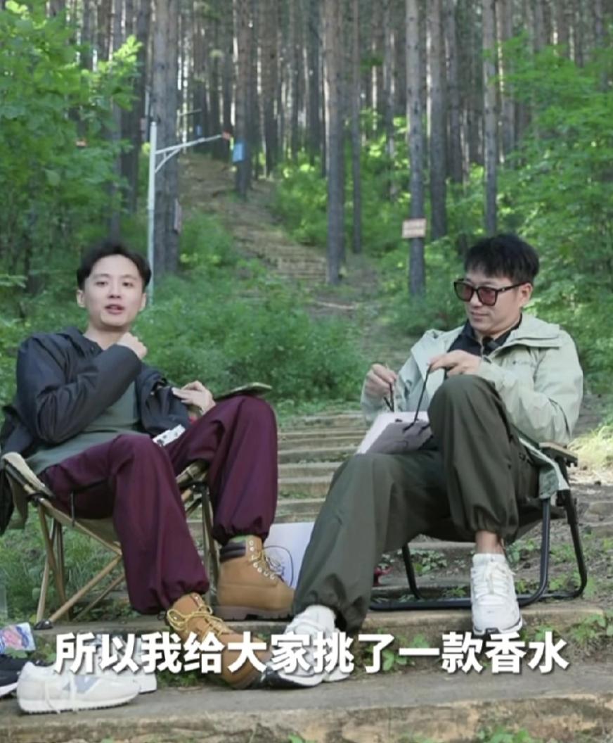 美丽明天根本没人要打败谁，

格局早就不一样了

都在掰扯美丽明天的户外直播，有