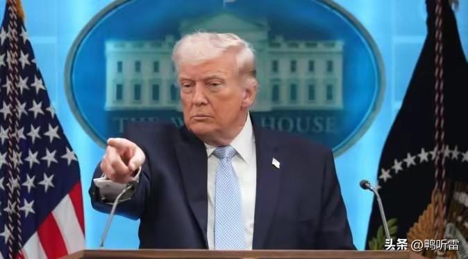 委内瑞拉退群，最开心的应该是特朗普，毕竟他主张全球的国家，谁想跟美国好，就不能配