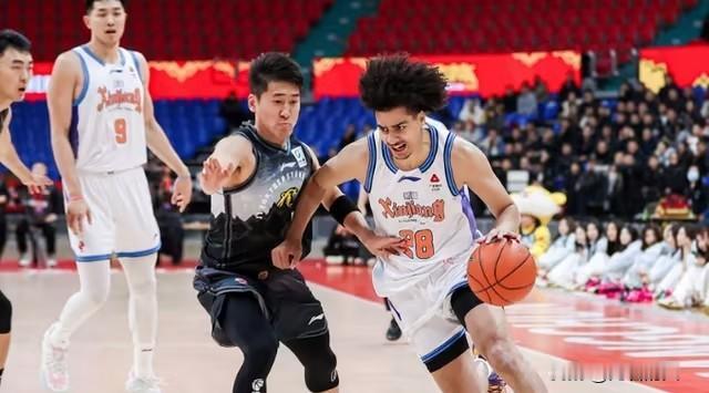 新疆放弃理查德森，大名单都进不去了，白白浪费一个名额



新疆选外援眼光很糟糕