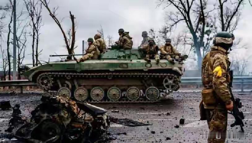 俄乌终局倒计时！美国急撤东欧，印太围堵中国的棋局已摆开？
 
近日，特朗普政府抛