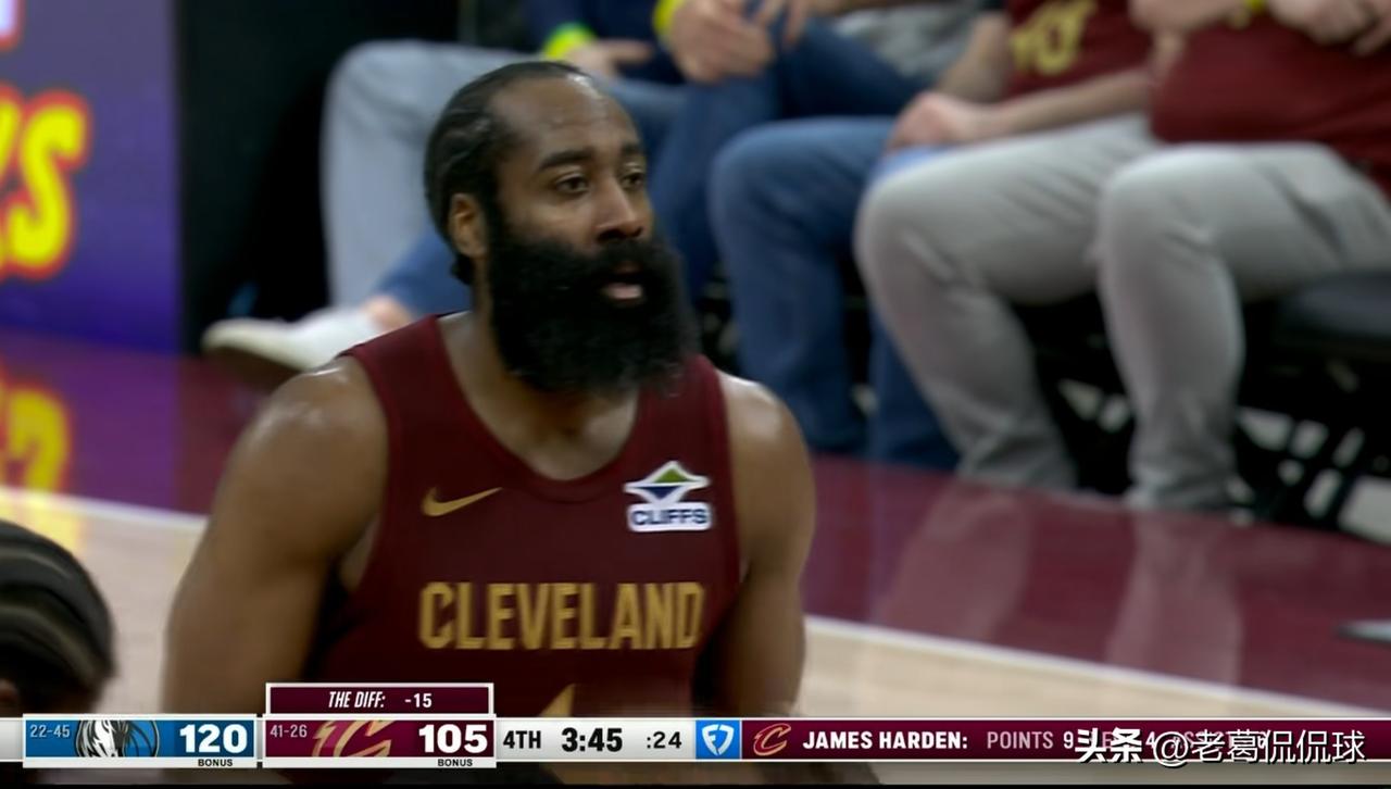骑士超级球星哈登终于拉胯了一回！在今天骑士主场以120：130输给独行侠的比赛中