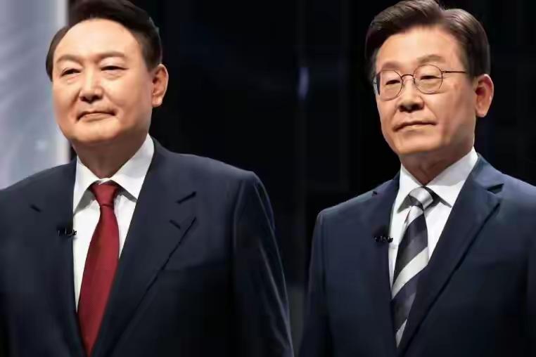 美韩日勾连，
阴谋之罪穿帮、被清算！
大快求实之心！！
[呲牙][赞][大笑][
