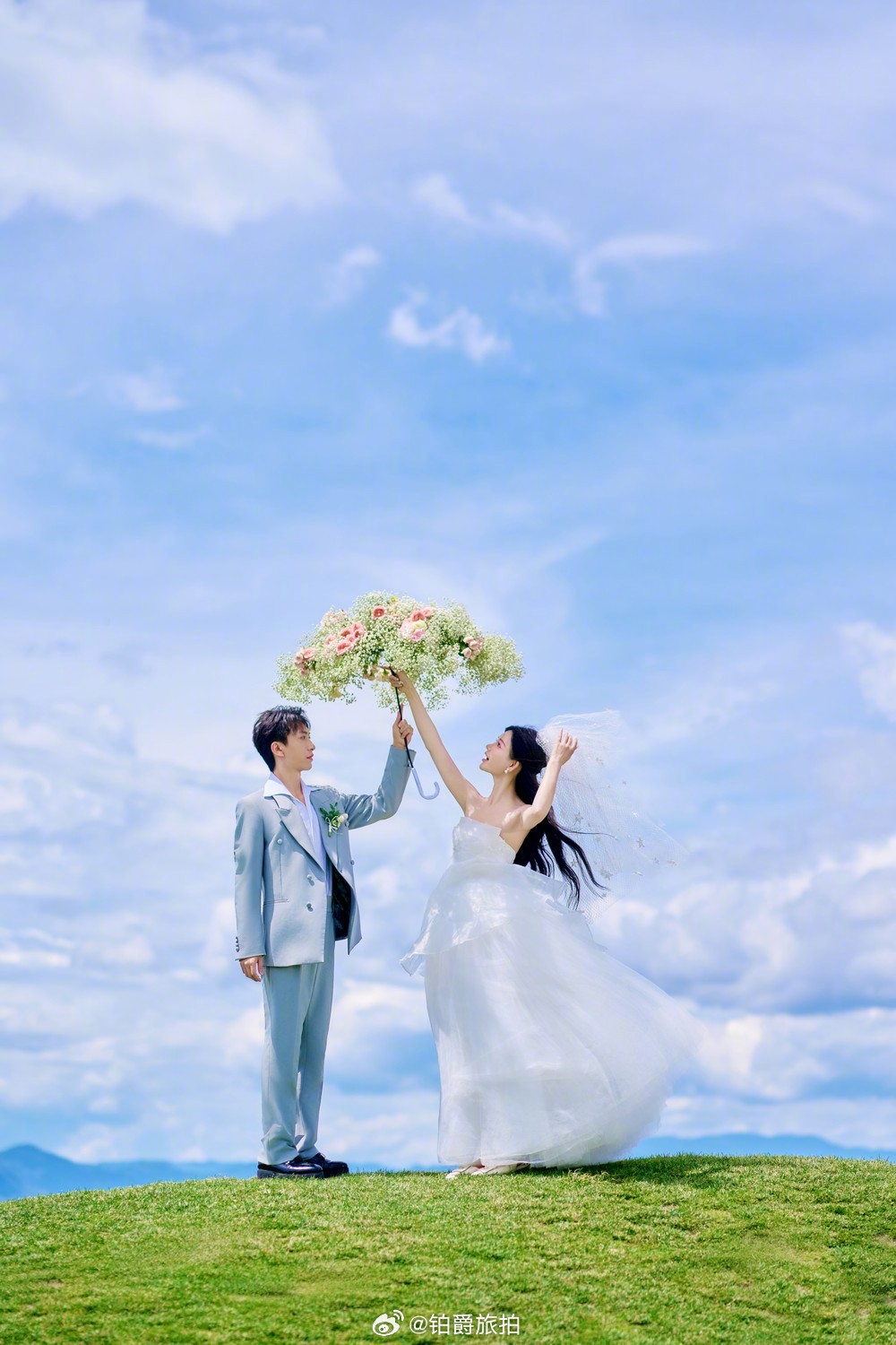 在大理！闯进了宫崎骏的动画世界地点：大理云想山 🌿与爱人漫步云端，在绿意盎然的