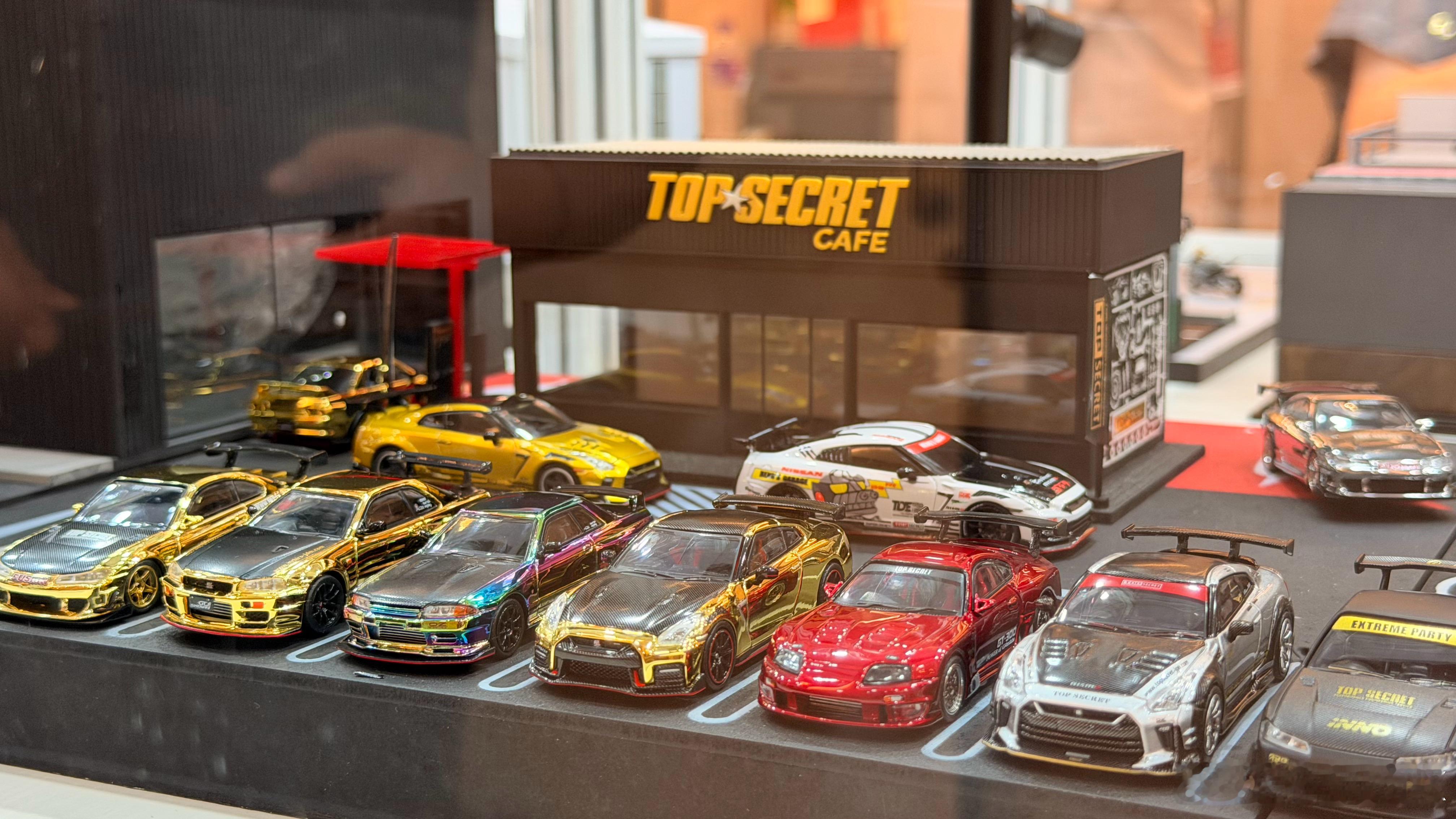 香港车仔展这套微缩“曼谷TopSecret”整个场景相似得很可怕感觉他就是对着照