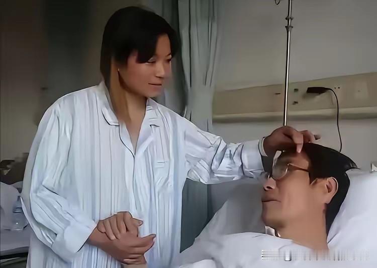 人性极致反差！山东男子尿毒症濒死，5位至亲冷眼旁观，离婚前妻舍肾救命
 
血缘从