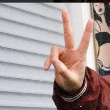 #阳光信用[超话]#缘分本就稀薄寡淡，相伴一程已是万分感激，没有什么东西是一成不