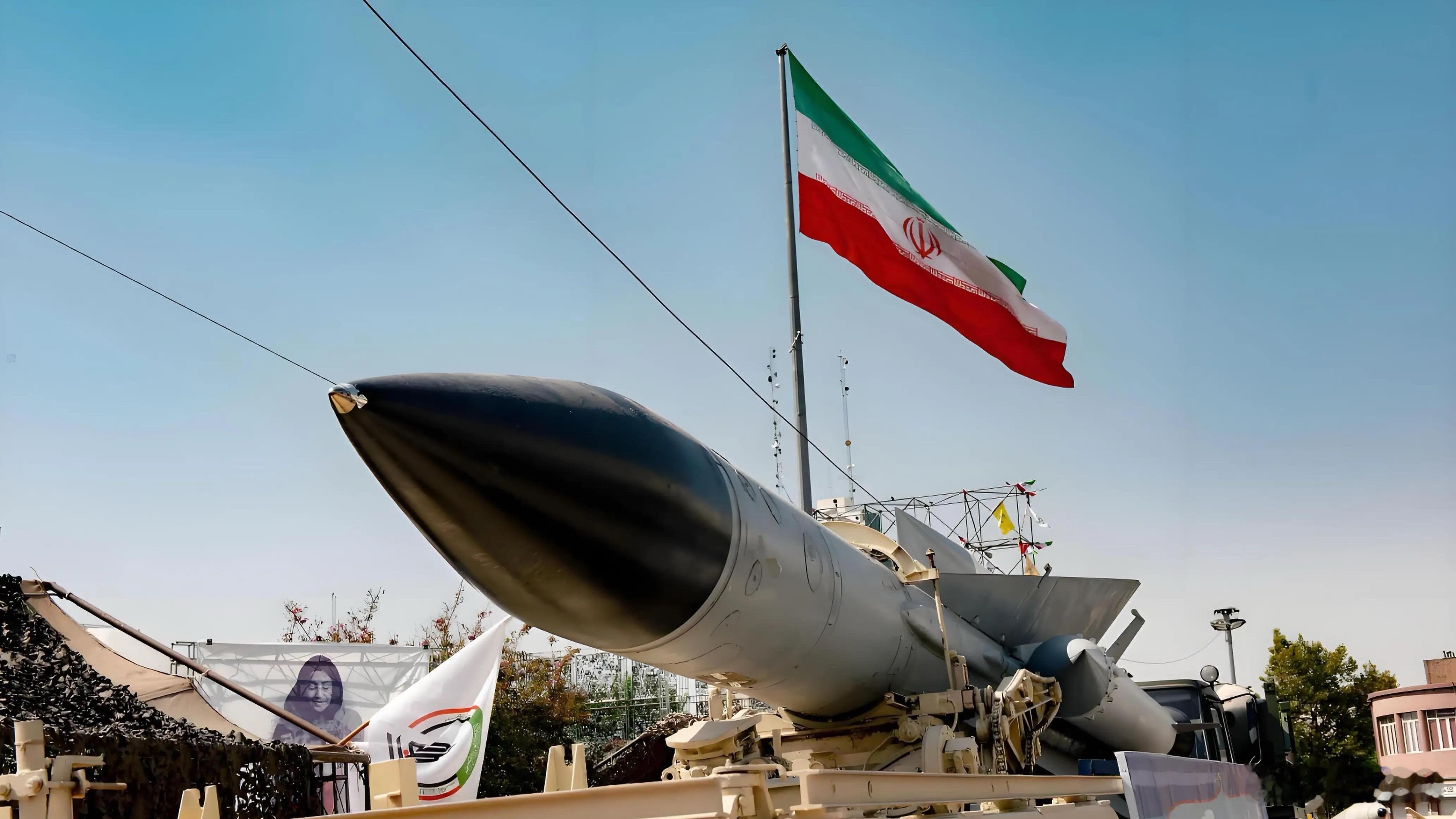 伊朗对美以发动57波打击 当地时间17日凌晨，中东局势骤然升级！伊朗伊斯兰革命卫