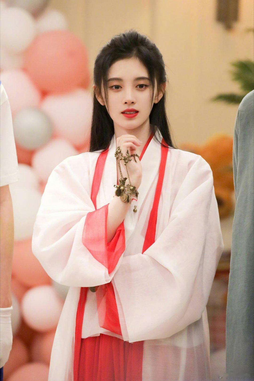 鞠婧祎 jjy鞠婧祎苏绿夏 jjy鞠婧祎阿黛 🍊💙 😍🤲🏻你完蛋了😌