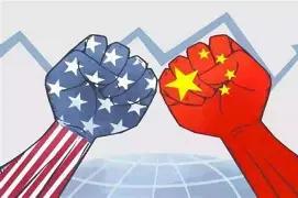 一旦中美开战，美军会全面轰炸中国？基辛格曾在百岁前后确实警告过中美冲突可能酿成灾