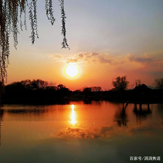 对下联原创
 下联：温酒话桑榆。

（图片来自网络）