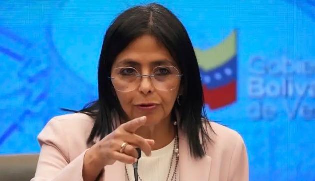 特朗普算盘落空了！前脚把总统马杜罗总统抓走，后脚委内瑞拉宪法法院，命令委内瑞拉执