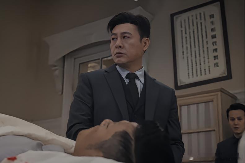 《孤舟》导演什么水平，镜头语言是在共情汉jian？连晋海，一个变钛一样的汉jia