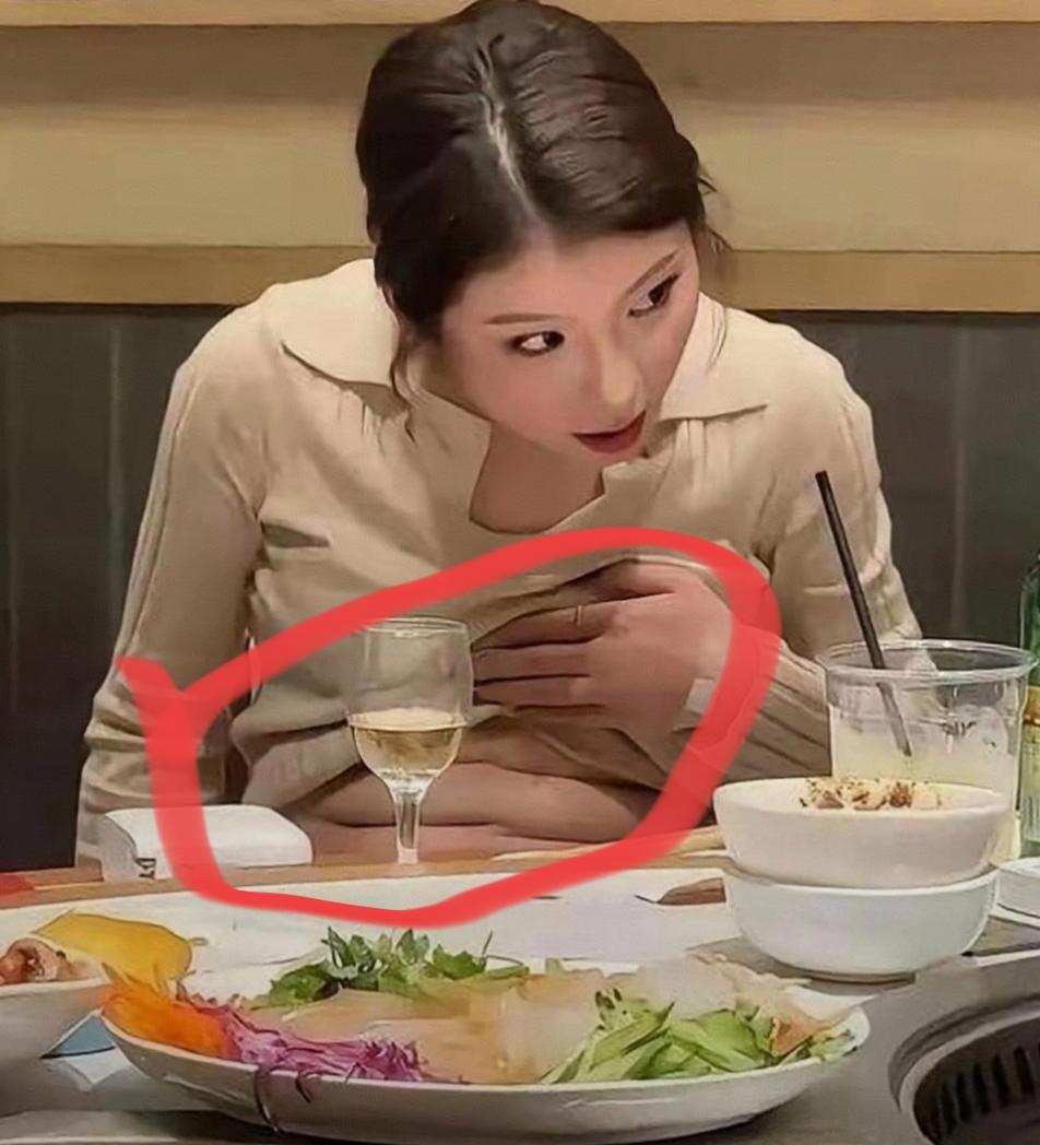 美女，你炫的不是腹肌，是五花肉啊……

一环，二环，三环，环环相扣。

一层，两