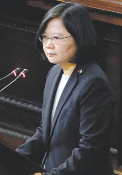 台湾地区前领导人蔡英文发表声明，
5月14日，针对中美峰会登场，蔡英文于东海大学
