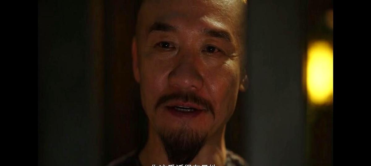 李万堂对古平原这个亲生儿子到底有没有父子之情？这个问题像一根刺，扎在无数读者心里