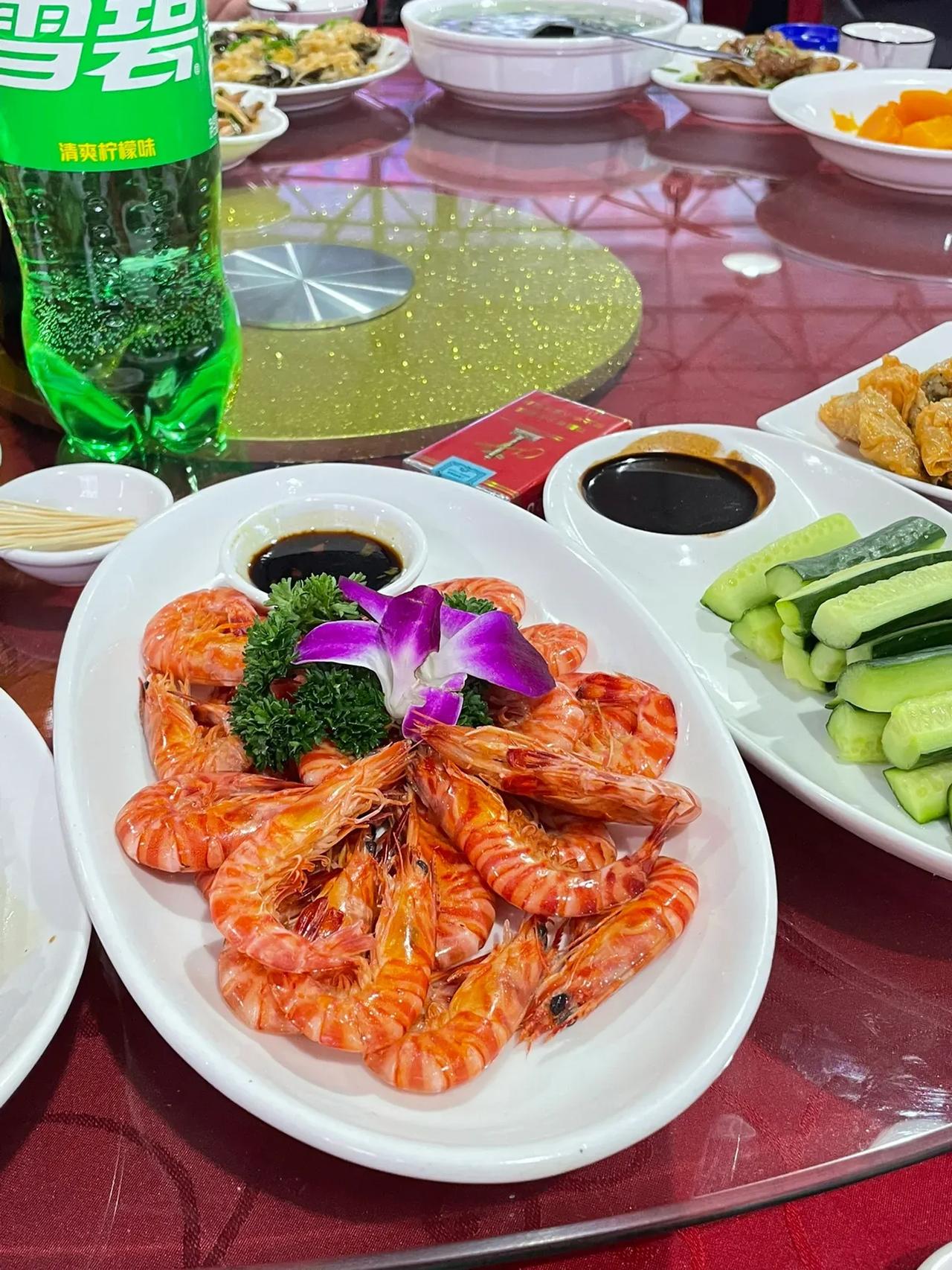 一次就怕！以后再也不去朋友开的饭店吃饭！

今天我这次公公做70大寿，我和我老公