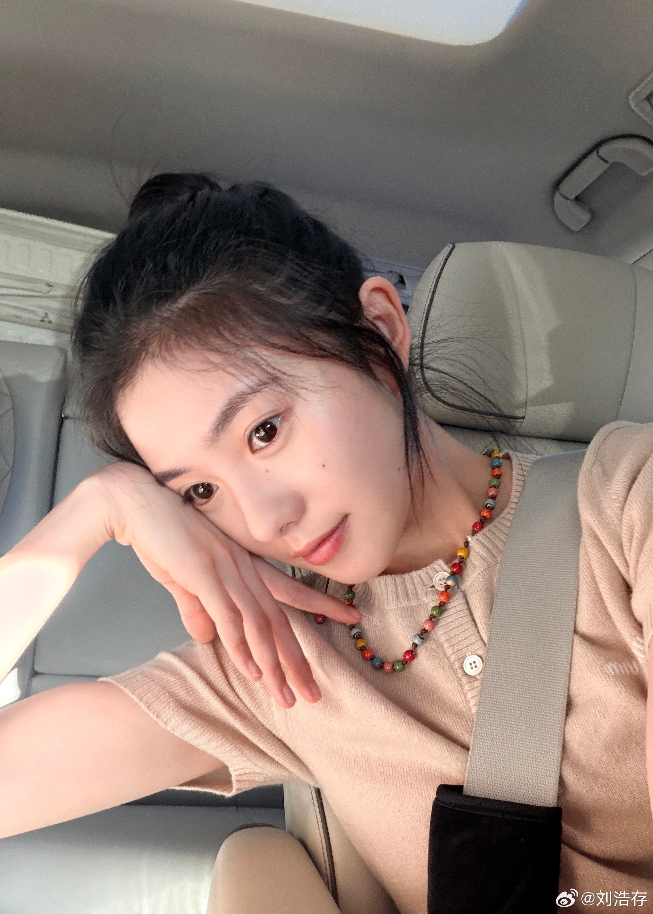 存子中秋晒自拍📸[憧憬] ​​​