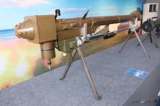 - 6单兵防空导弹：低空“守护神”红缨 - 6是我国自主研发的第三代单兵便携式防