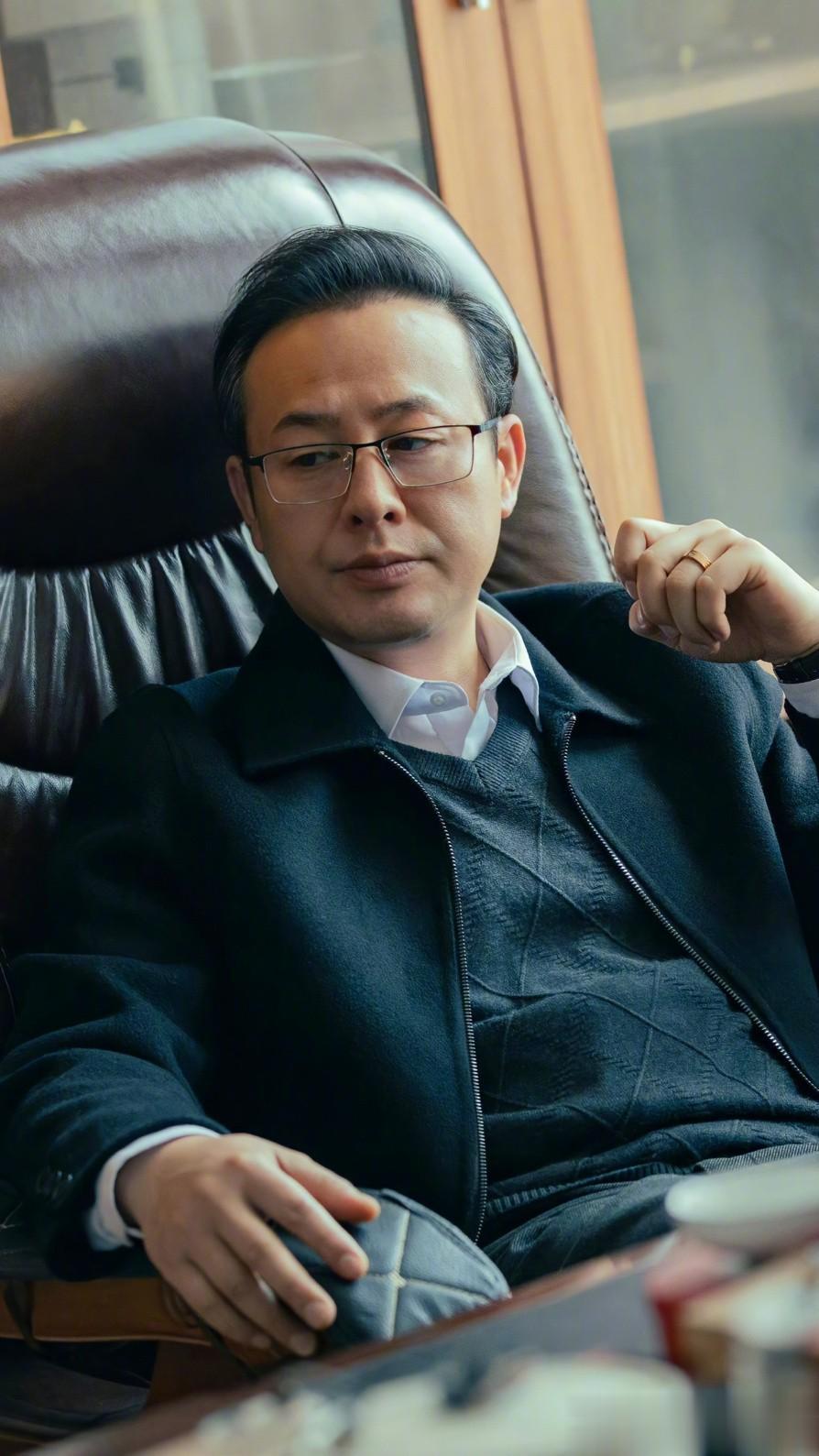 张颂文已经不需要奖杯去证明自己了。

白玉兰提名名单公布了，不管是最佳男主角还是