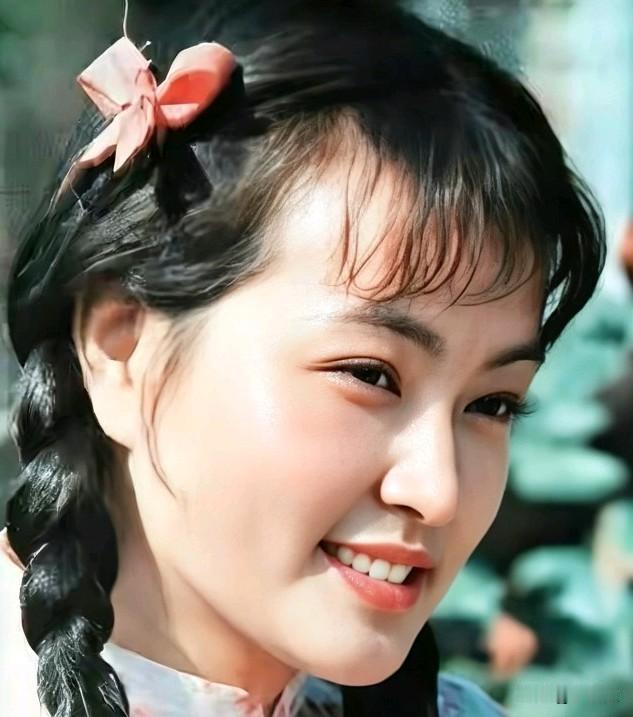 上个世纪，我国影坛星光熠熠，有九位明星尤为耀眼，她们分别是刘晓庆、杨丽坤、赵静、