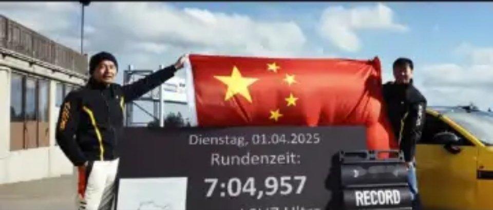 小米SU7 ultra 成为纽北最快四门电车，再一次用成绩证明了超强的实力。之前