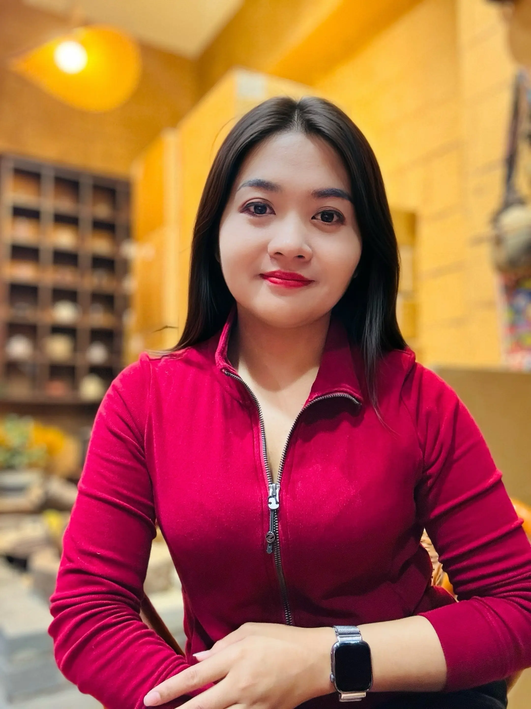 不是在泡茶，就是在讲茶、卖茶的路上。 用心做好每一片茶，认真过好每一天。