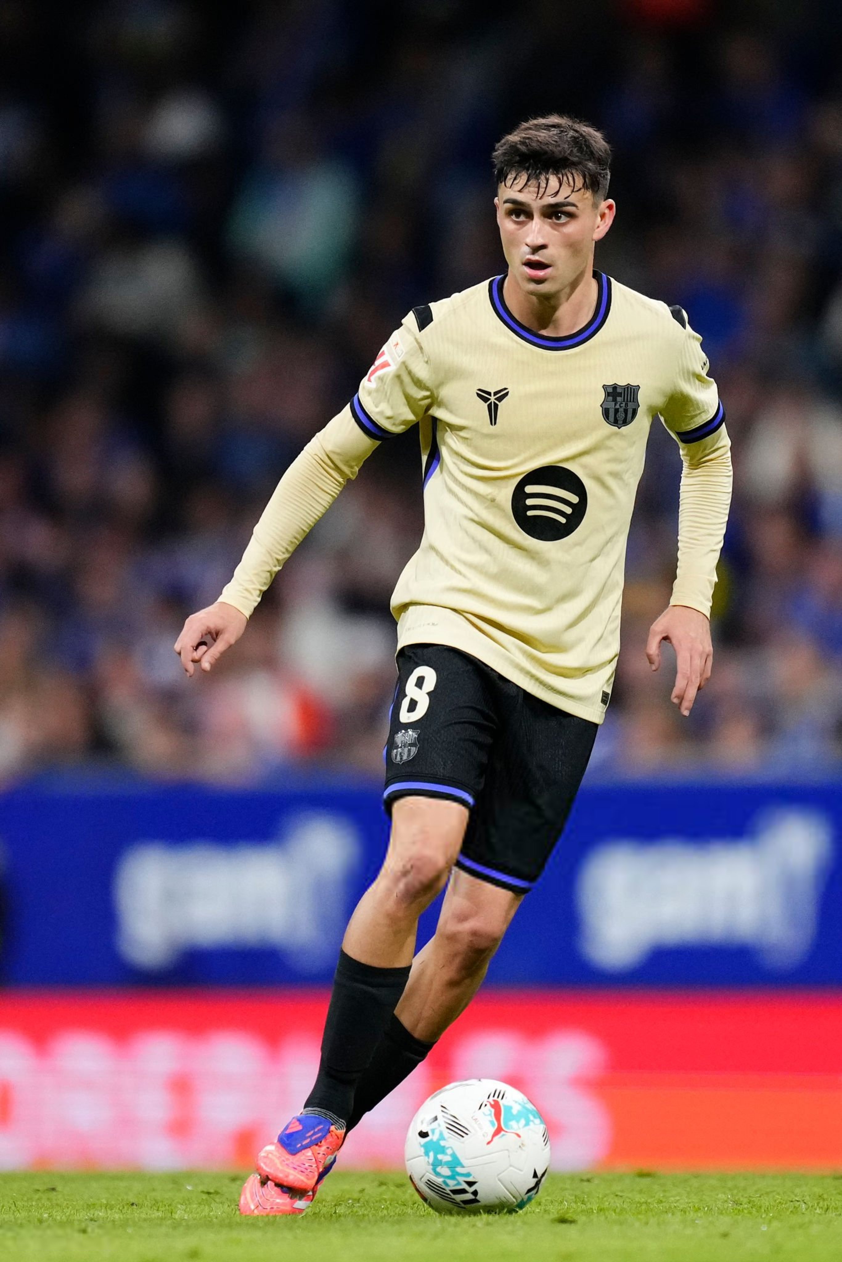 塞尔电台：理疗师表示佩德里已准备好参加对阵切尔西的比赛，而医生则推迟了复出时间，