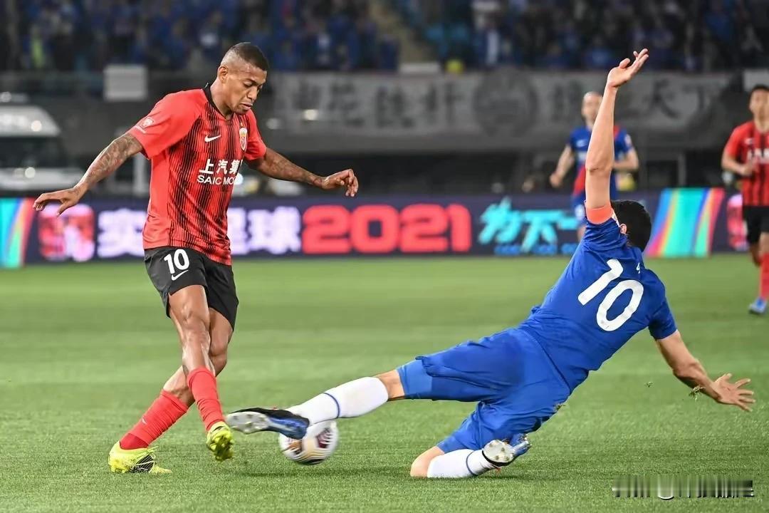 谁能代表上海足球？
2024-02-25  上海海港 0-1 上海申花（超级杯）