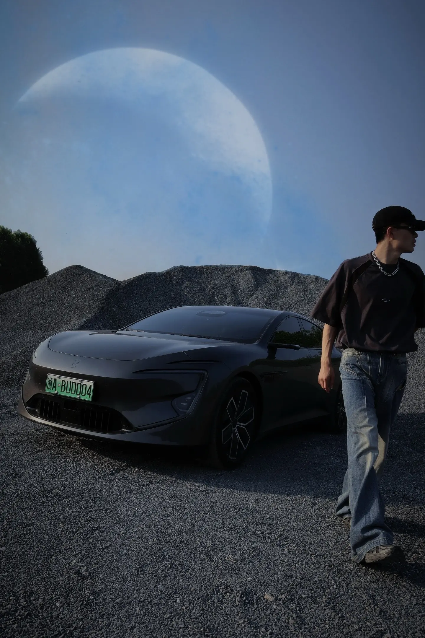 2030阿维塔载人登月成功。