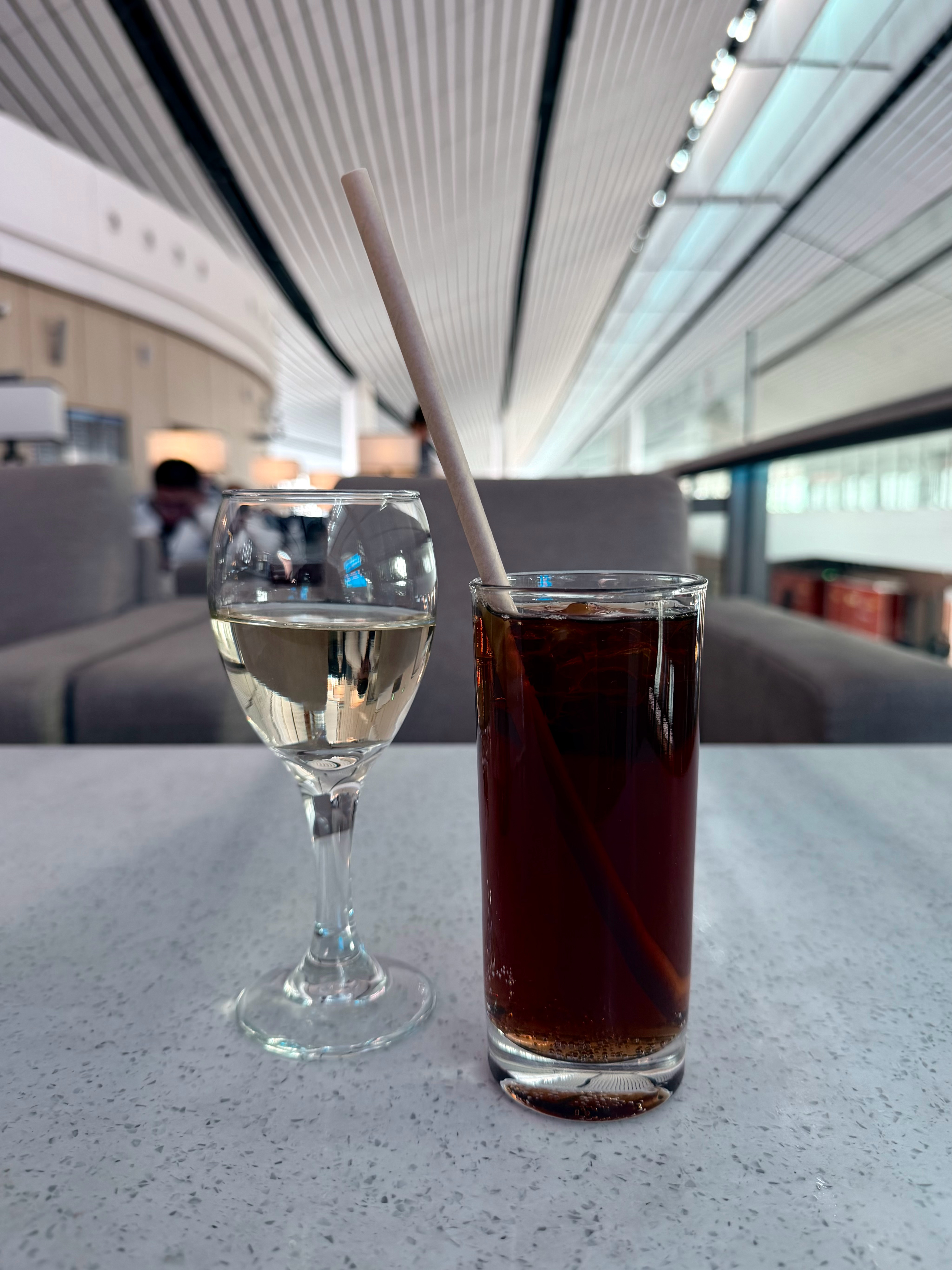 干白+鸡尾酒晕乎了不会被拒绝登机吧？ 北京·北京大兴国际机场