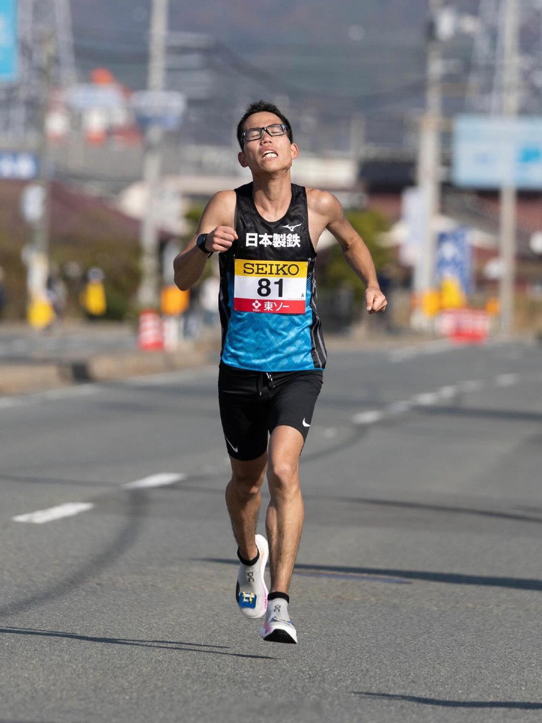 2025防府读卖马拉松中，日本的高山侑大以2:16:49的成绩打破了智力障碍者的