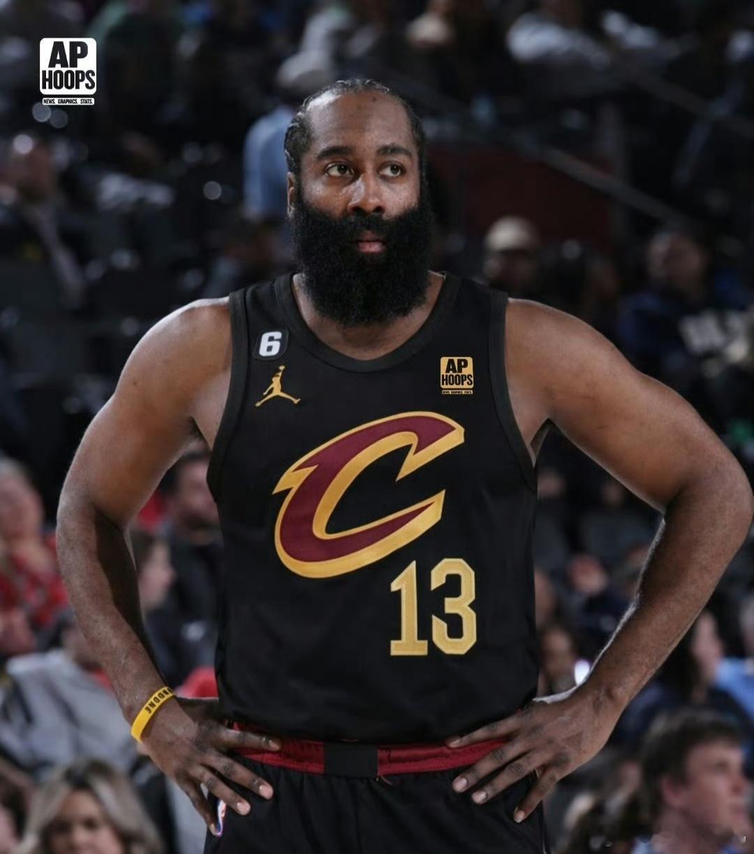 这下船真的要塌了！第四笔大交易要来了？登哥也要去克利夫兰？就在刚刚关于哈登与加兰