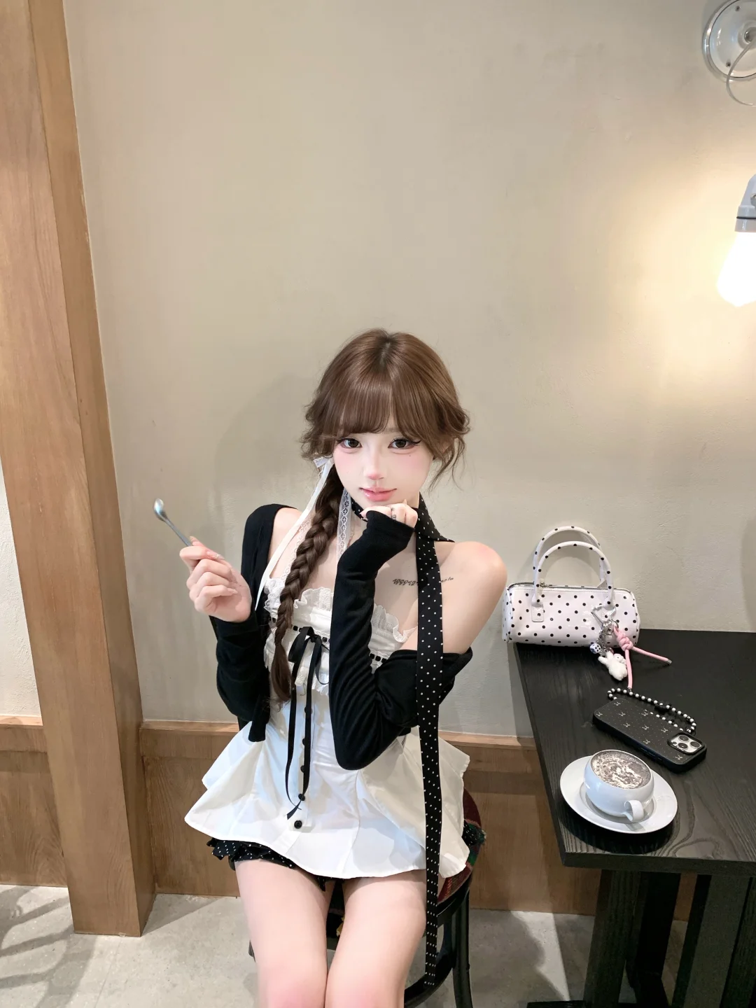 ˚✿ ིྀ The girl who likes polka dots.