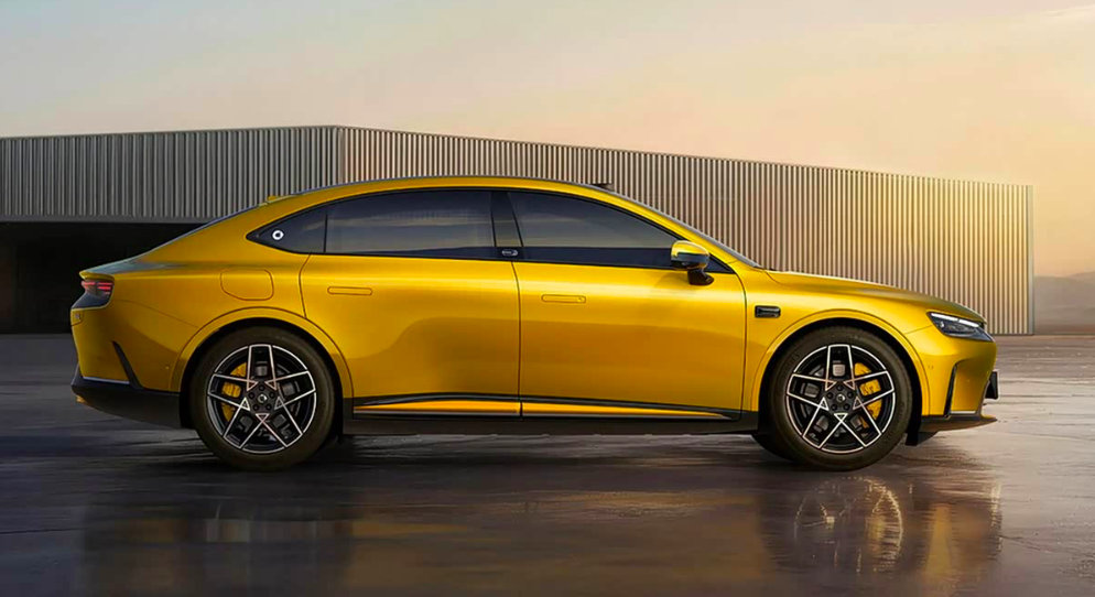 车市热门 日前，smart精灵6 EHD超级电混官图发布，该车定位为一款中型车，