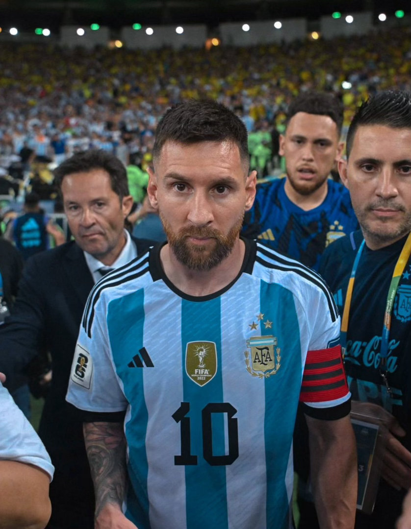 ⚠️🌎以下是国际足联排名前十的国家队即将进行的友谊赛：1、西班牙🆚塞尔维亚和