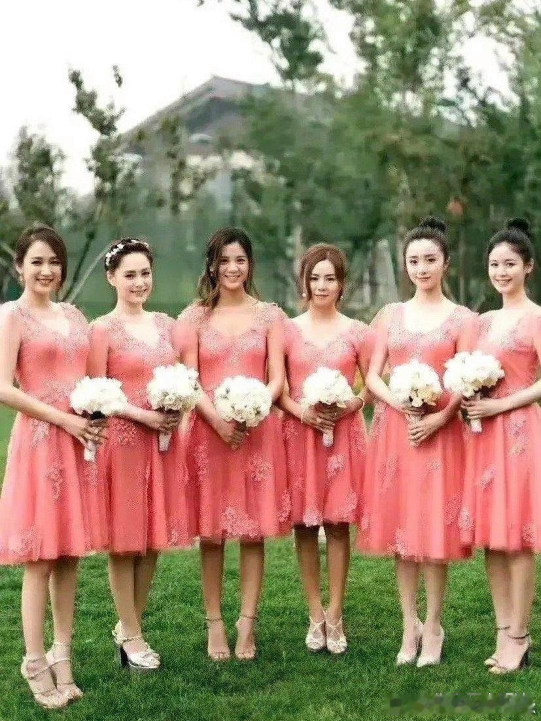 陈妍希当年的伴娘团可以算是伴娘界的天花板了吧 ​​​