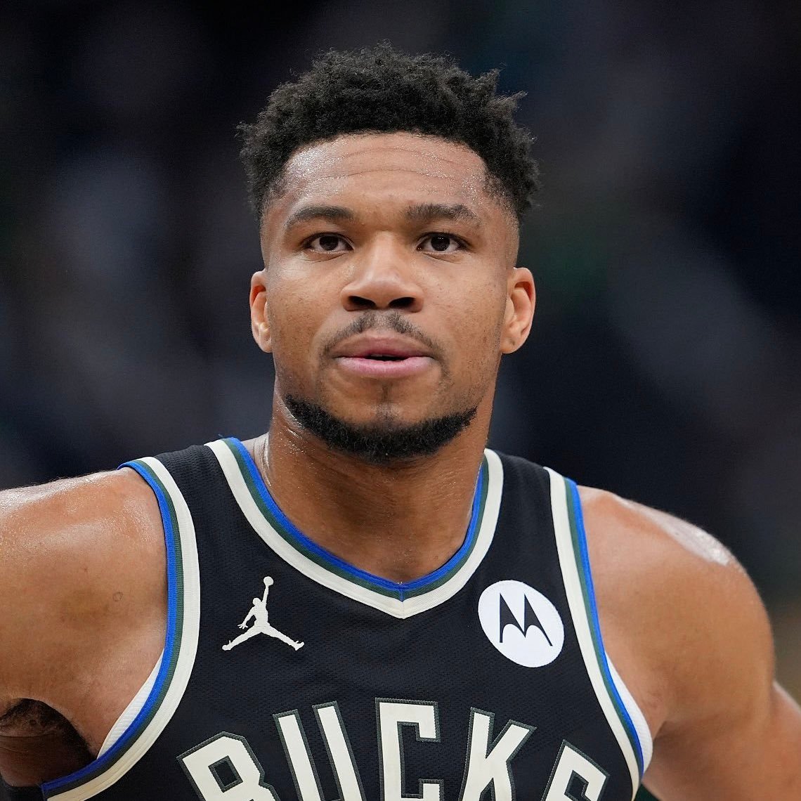 那就有意思了，shams老师说的，字母哥准备离开，雄鹿也在听取报价。 