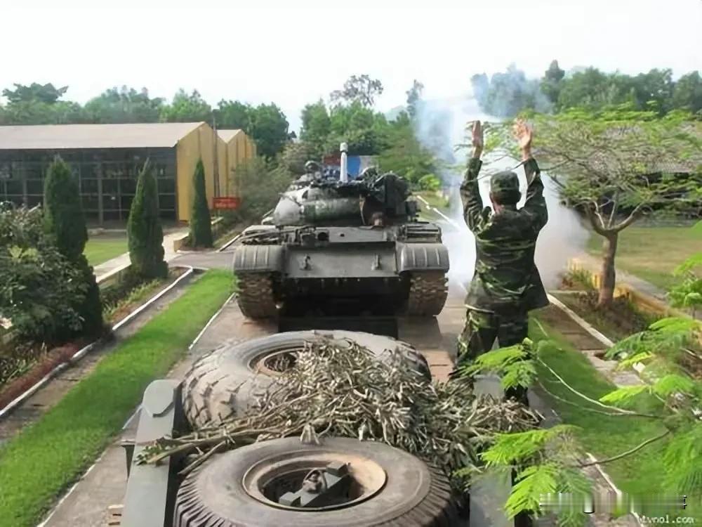 完蛋了，柬埔寨被双面夹击，输惨了？

没人想到，泰国和柬埔寨冲突时候，老挝突然出
