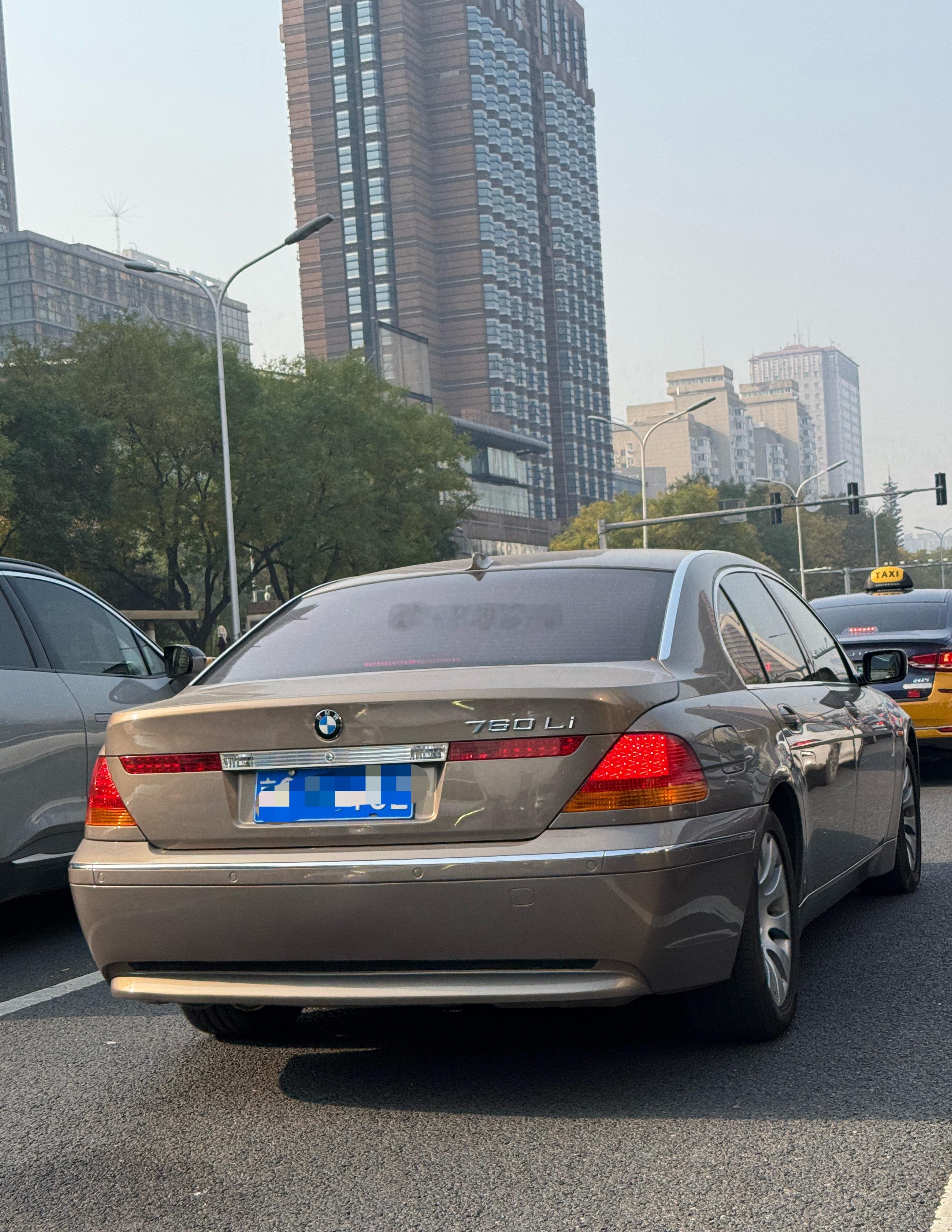 早优雅的金色V12，E66 YYDS ❕