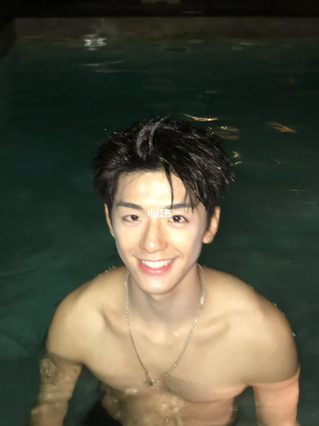 夏天就要去泳池🏊