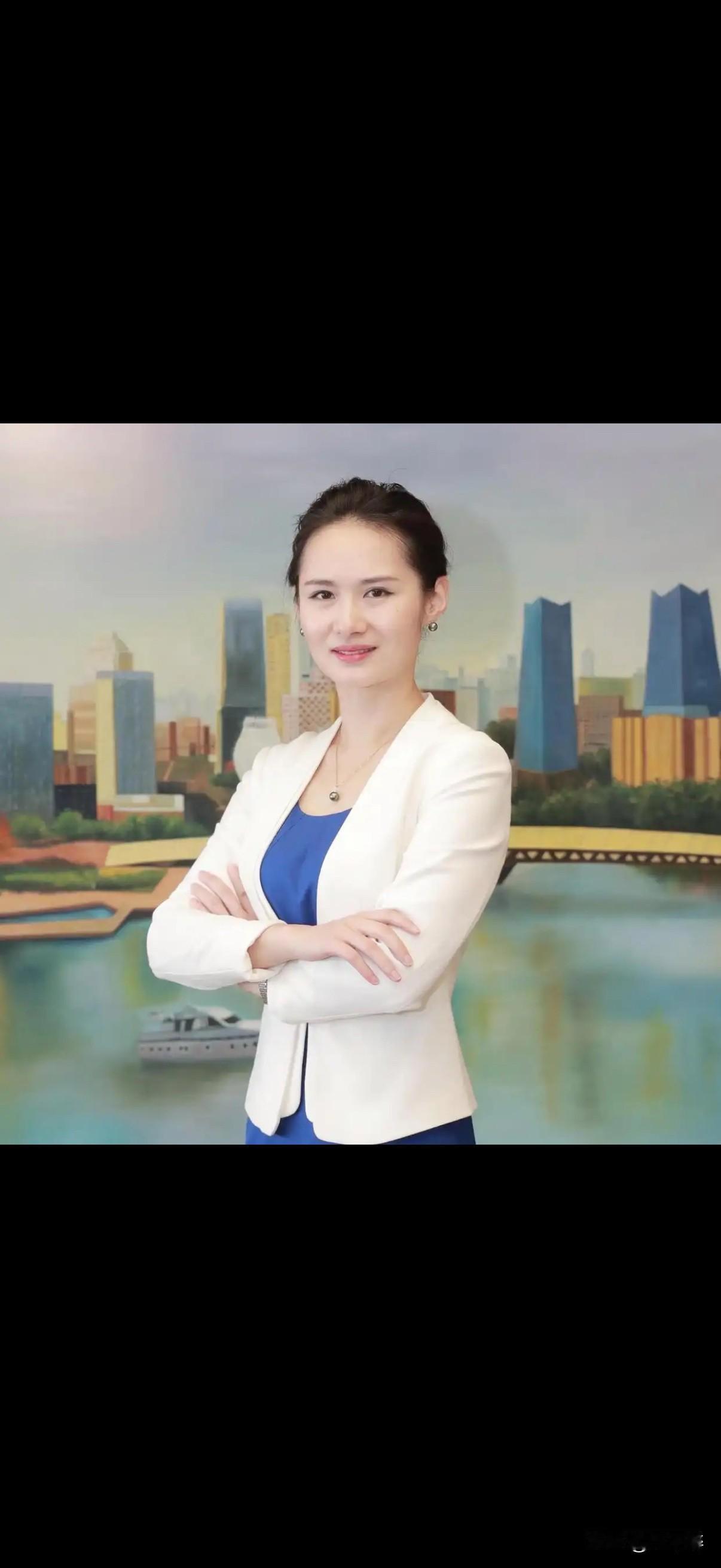 主持人陈璇已经正式开启维权行动，对网络上恶意剪辑断章取义、肆意造谣抹黑的内容发起